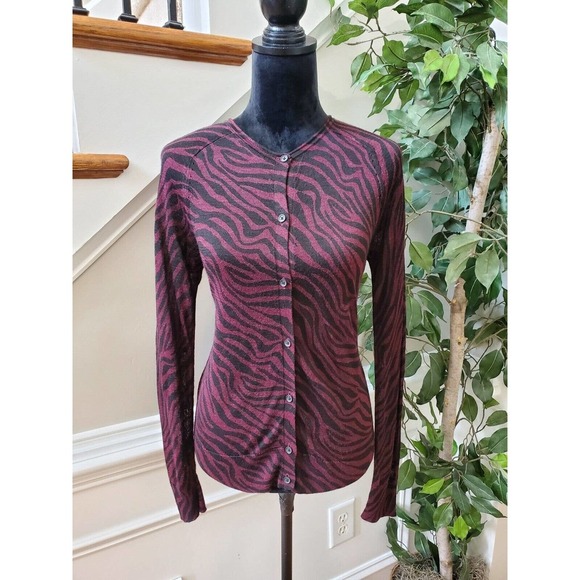 Women's Black & Maroon Long Sleeve Buttons Front Casual Cardigan Sweater - Picture 10 of 10